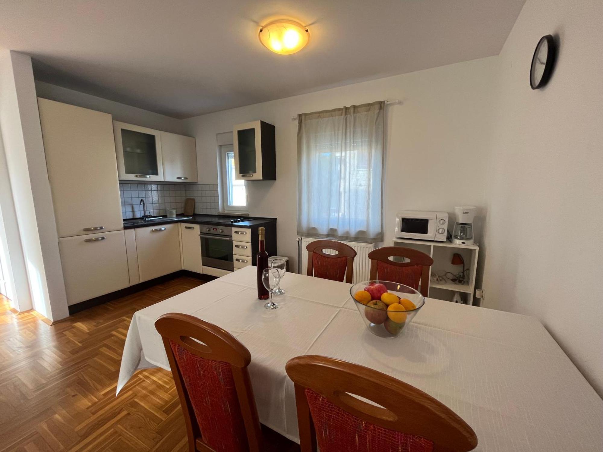 Burle Apartment With Free Private Parking Medulin Extérieur photo